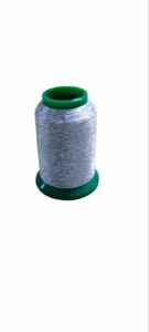Filato laminato isacord 1000mt 9956 – bianco con sfumature argento