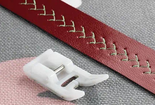 prodotti per il cucito Piedino multifunzione Accessori per macchine da cucire a punto annodato Sostituzione con viti Accessori per macchine da cucire